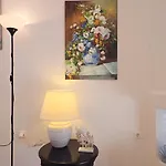 Lakithra Apartments Lakithra