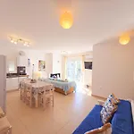 Lakithra Apartments Appartement