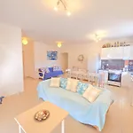 Lakithra Apartments Appartement