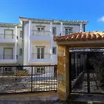 Appartement Lakithra Apartments *