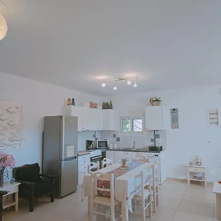 Lakithra Apartments * Lakíthra