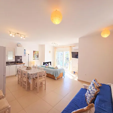 Lakithra Apartments Lejlighed