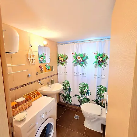 Lakithra Apartments
