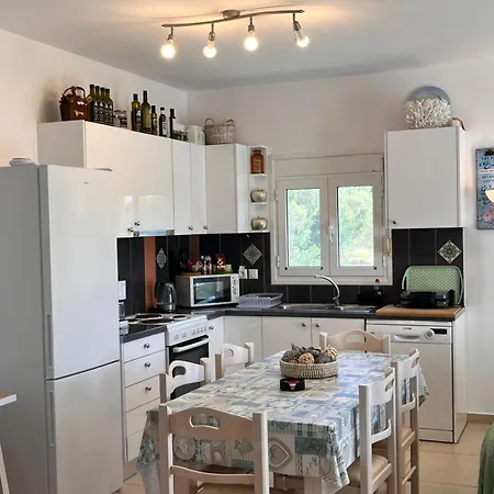 Lakithra Apartments * Lakithra