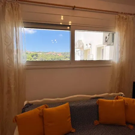 Lakithra Apartments Lakithra