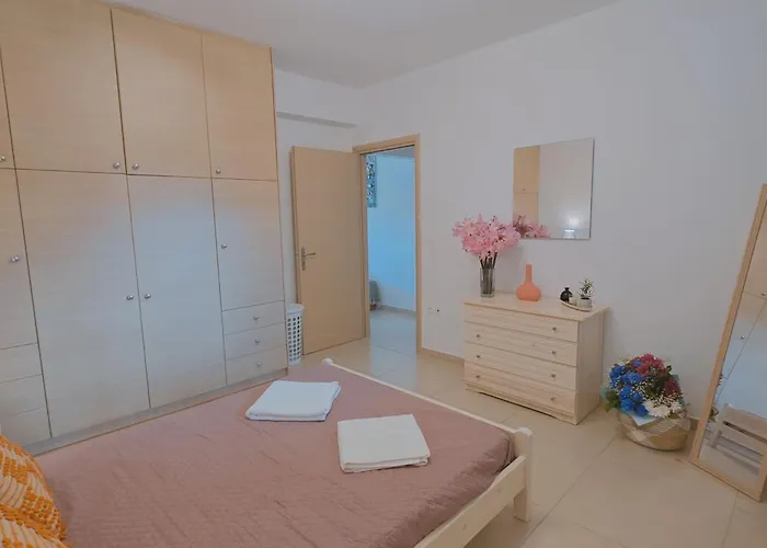 Lejlighed Lakithra Apartments