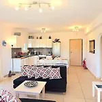 Appartement Lakithra Apartments *
